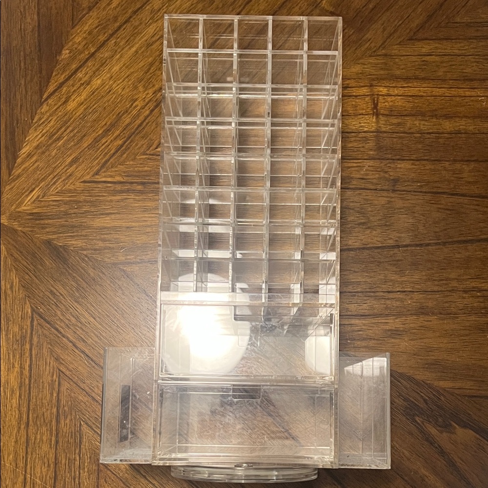 Clear Acrylic Spinning Lipstick Tower